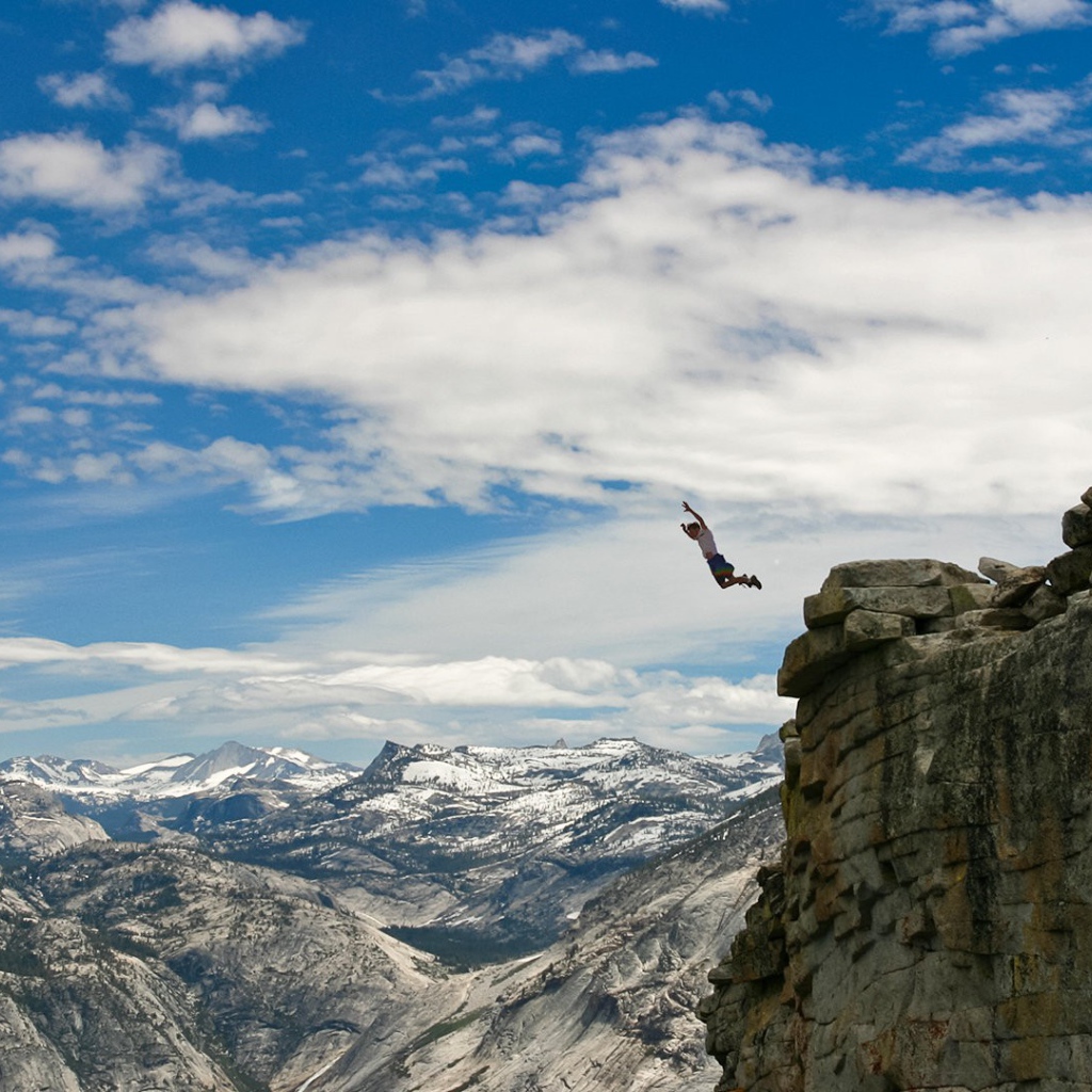 Nature___Mountains___People_jumped_from_
