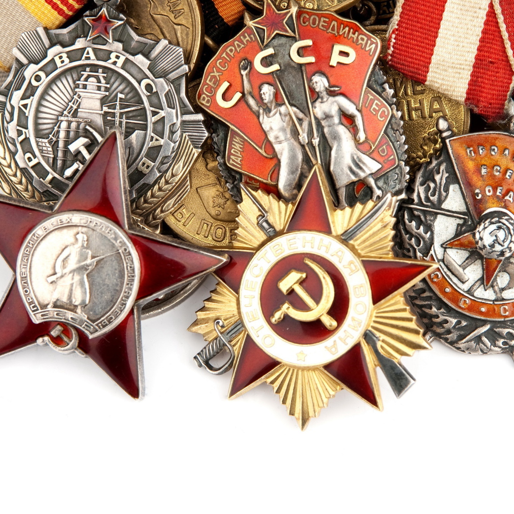 Ордена и медали в День Победы 9 мая