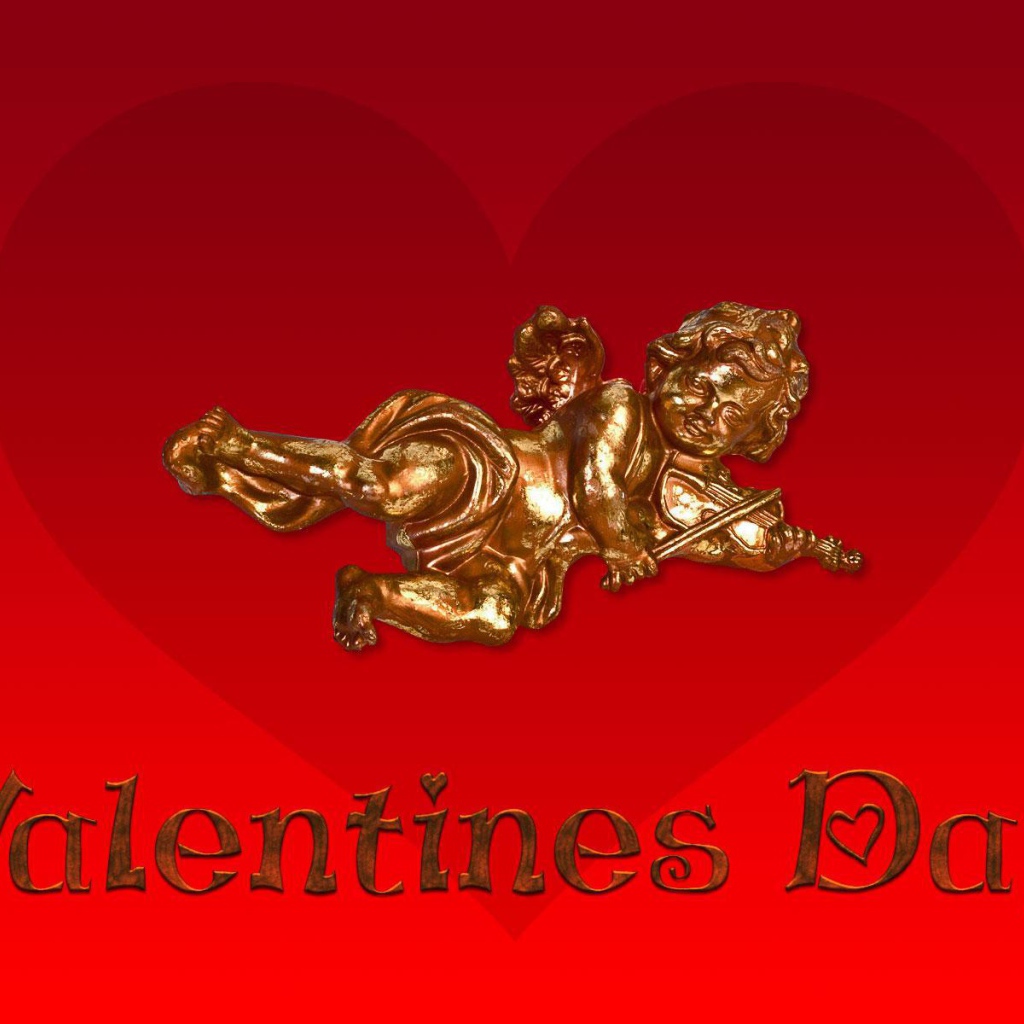 Золотой амур на День Святого Валентина 14 февраля