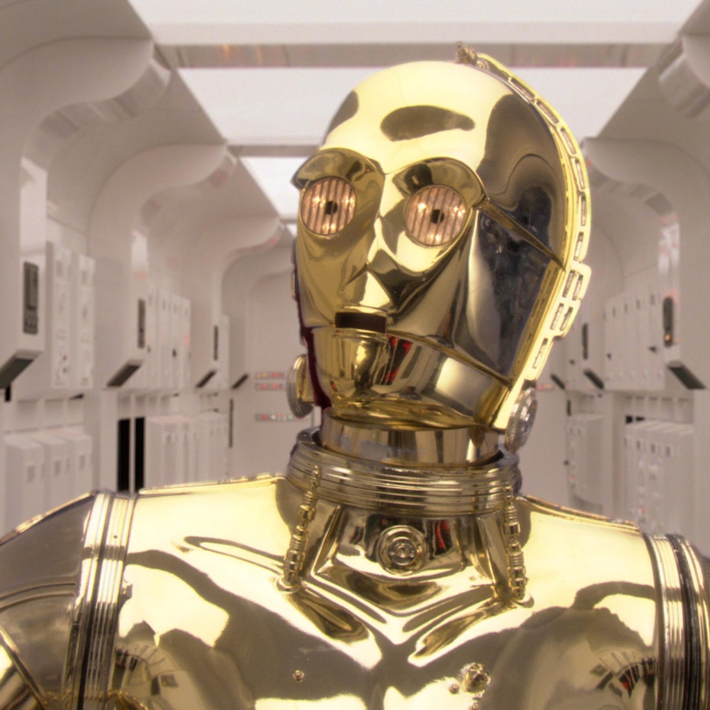 Дроид C-3PO персонаж легендарного фильма Звездные войны 