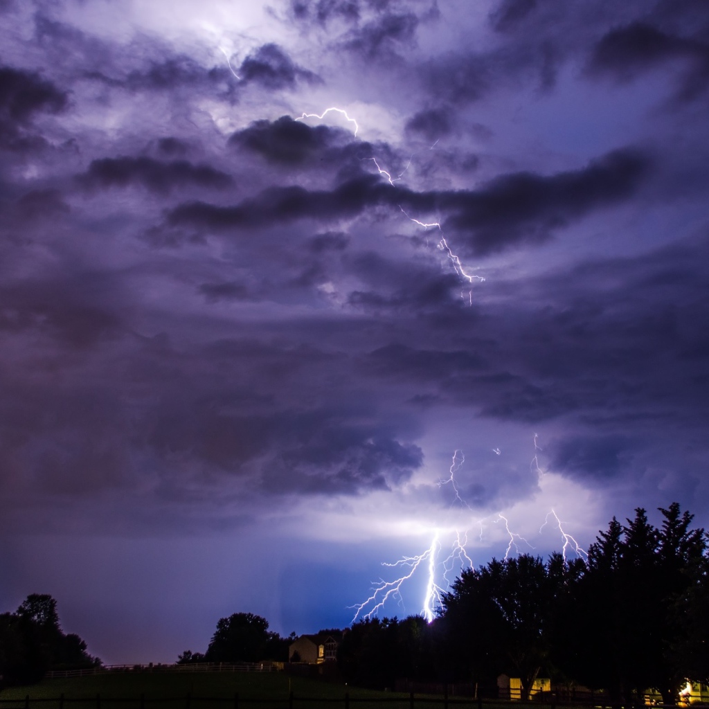 Lightning pierces stormy sky