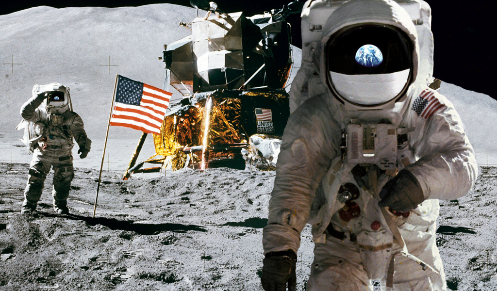 Американские космонавты на луне