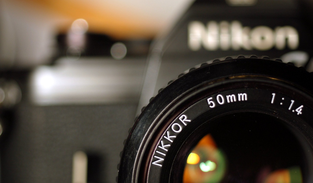 Объектив фотоаппарата Nikon
