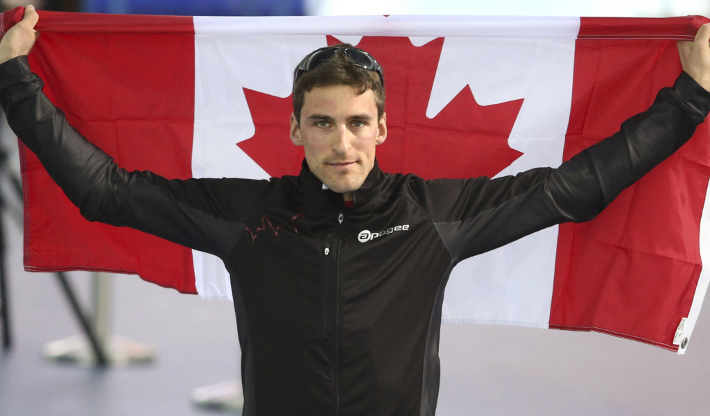 Обладатель серебряной и бронзовой медали в дисциплине скоростной бег на коньках Денни Моррисон на олимпиаде в Сочи