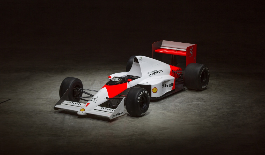 Racing car McLaren Senna P15, 2018