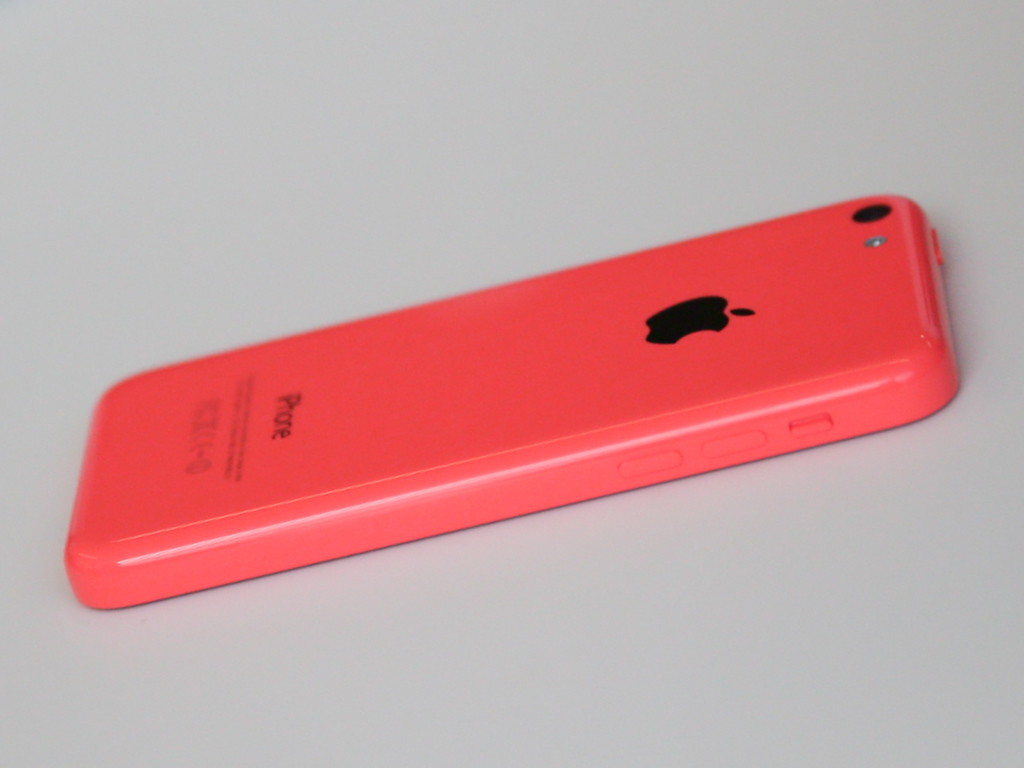 Красный Iphone 5C
