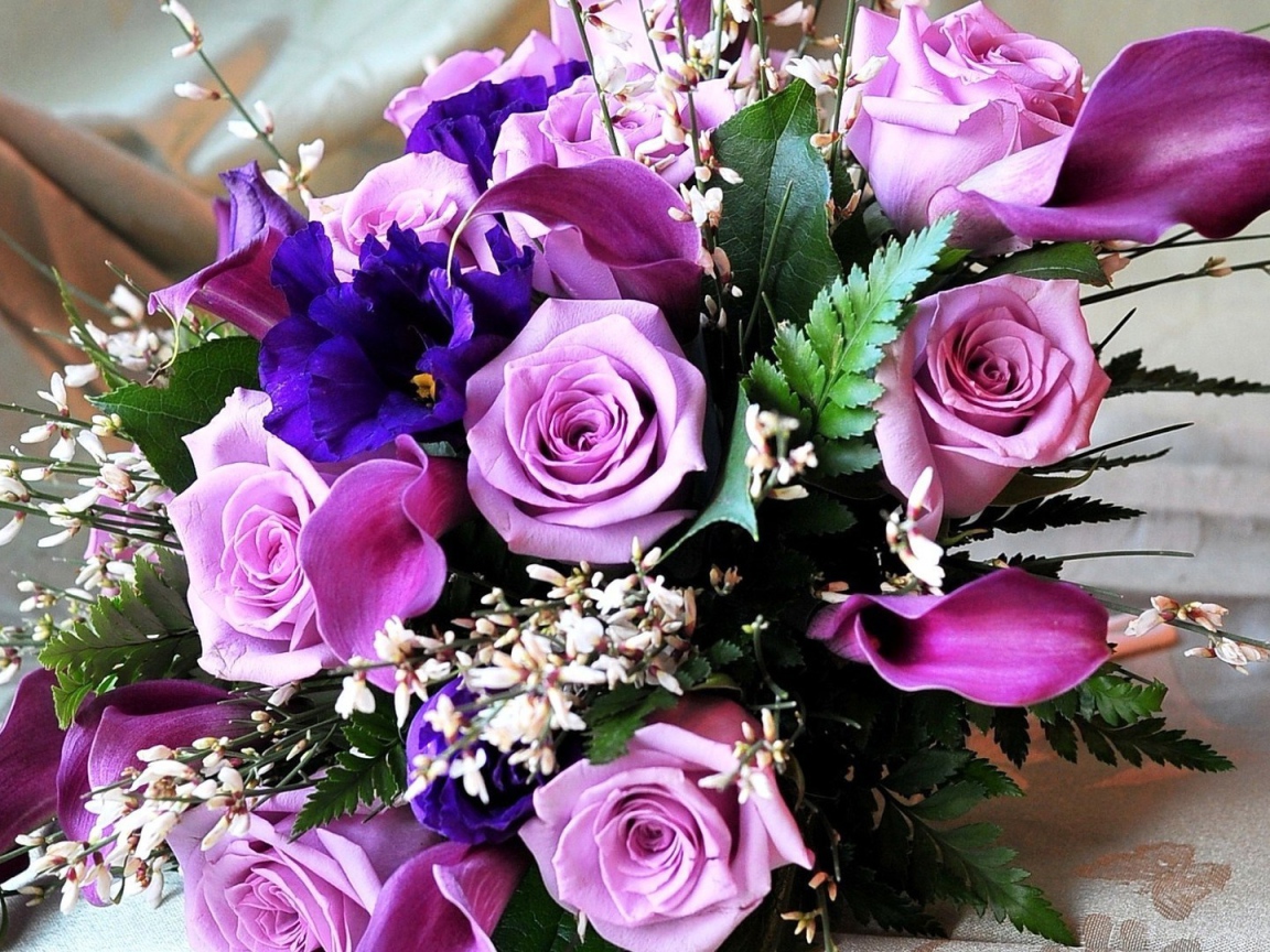 Изменение тела Holidays___International_Womens_Day_Purple_roses_bouquet_to_women_on_March_8_055859_9