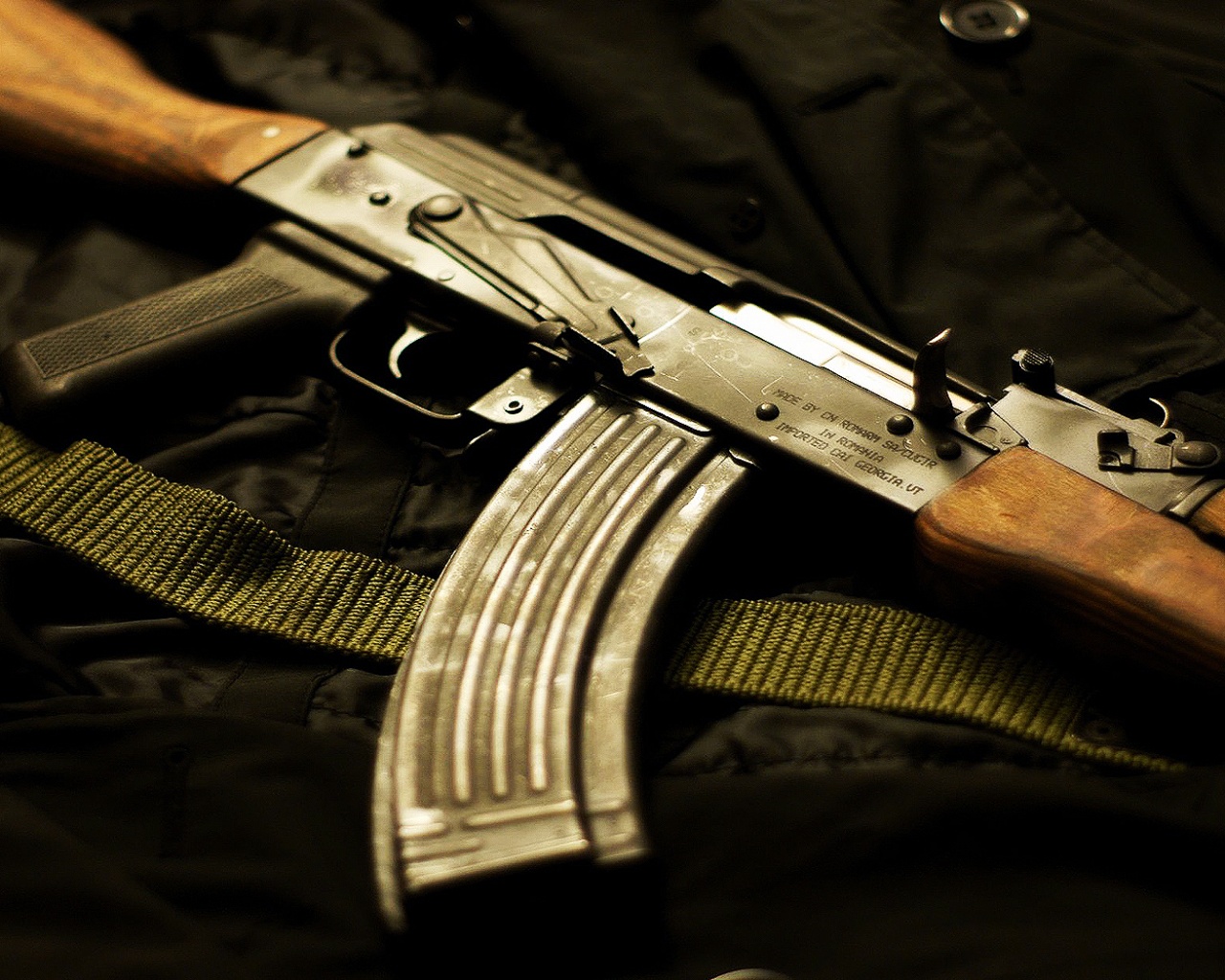 Previous, Creative Wallpaper - Kalashnikov AK-47 wallpaper