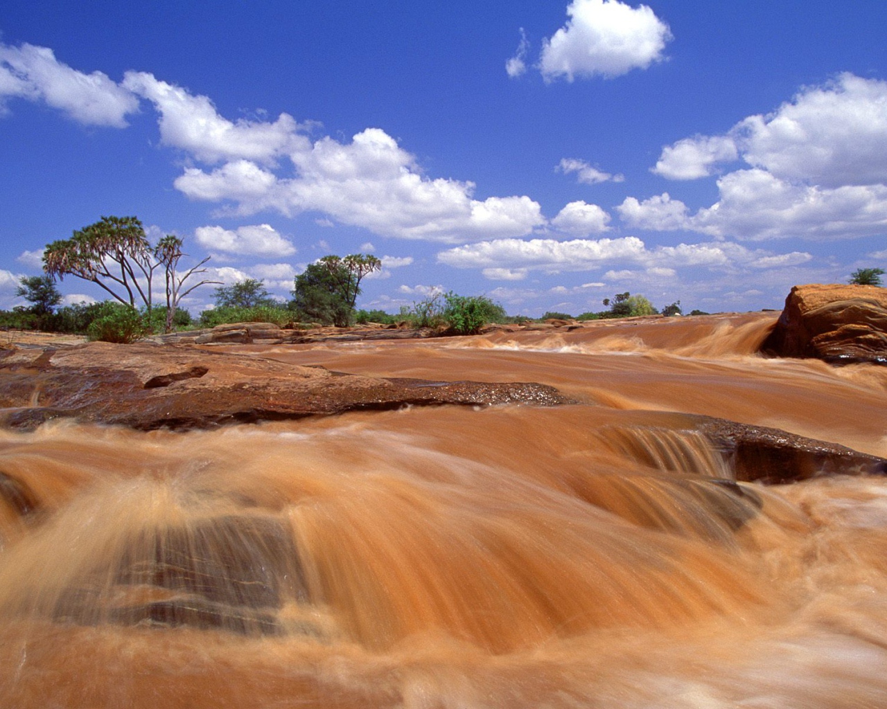 Водопады Лугард Кения