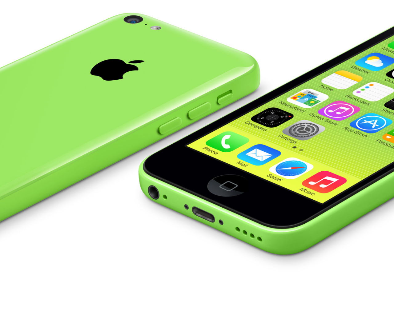 Зелёный Iphone 5C на белом фоне