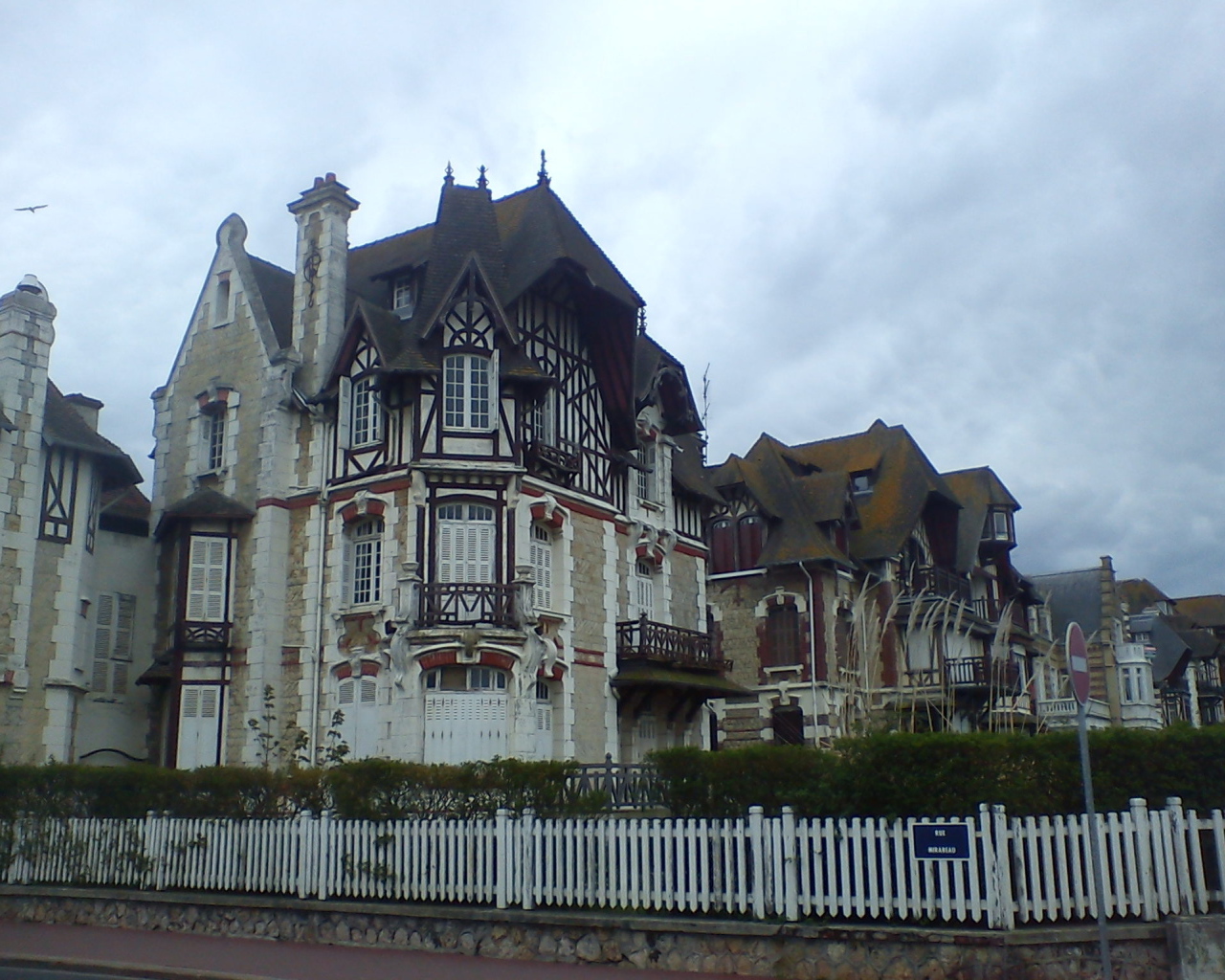 Замок на курорте Довиль, Франция