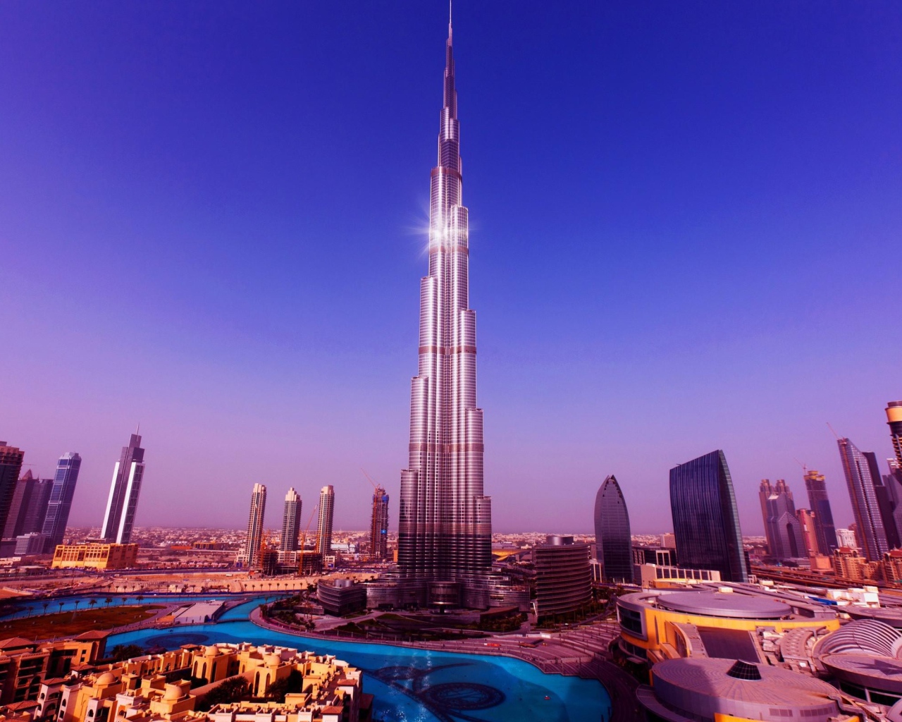 Высочайшее здание мира в Дубаи