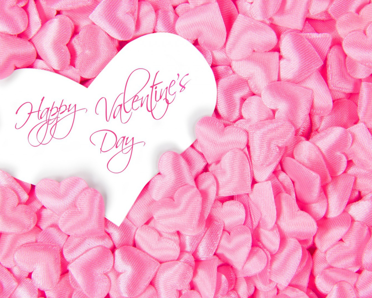 Розовые сердечки на День Святого Валентина 