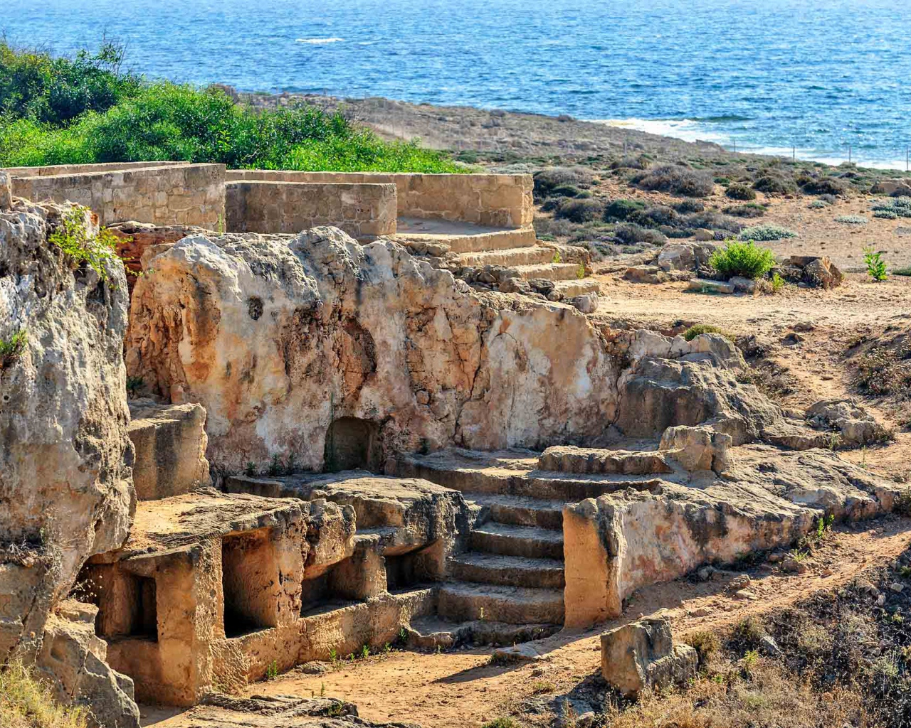 Старинные Царские гробницы, Пафос, Кипр  