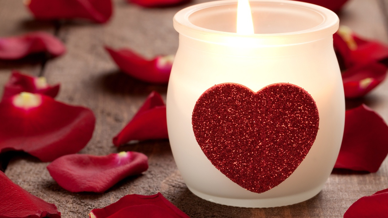 Heart candle