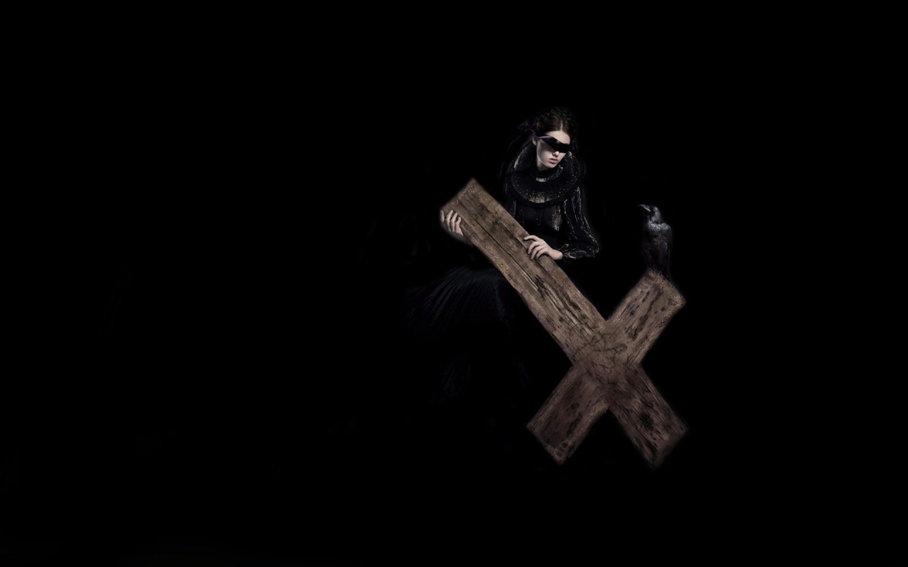 Previous, Creative Wallpaper - Lady with a cross wallpaper