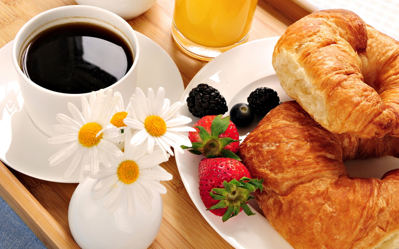http://www.zastavki.com/pictures/1280x800/2011/Food_Differring_meal_Coffee_and_rolls_028683_.jpg
