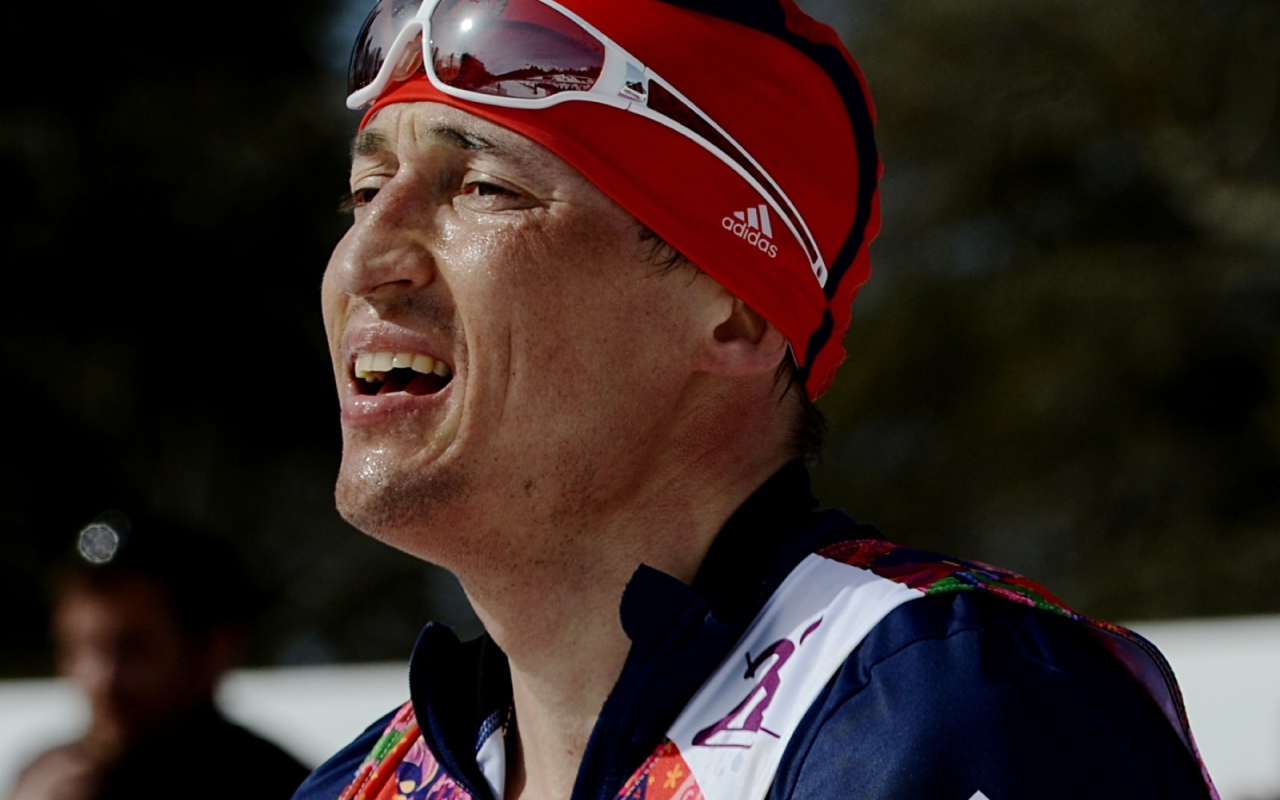 Александр Легков российский лыжник обладатель золотой медали в Сочи