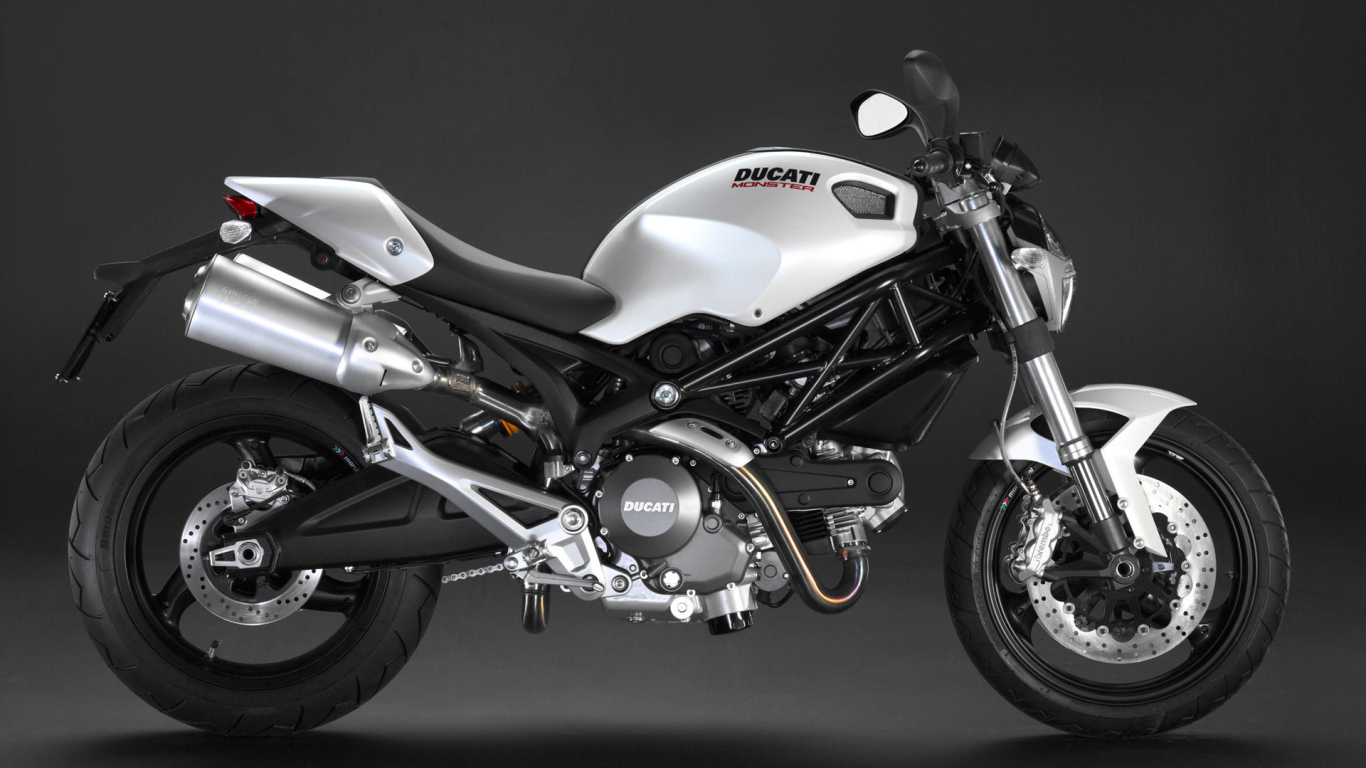 Быстрый мотоцикл Ducati Monster 1200