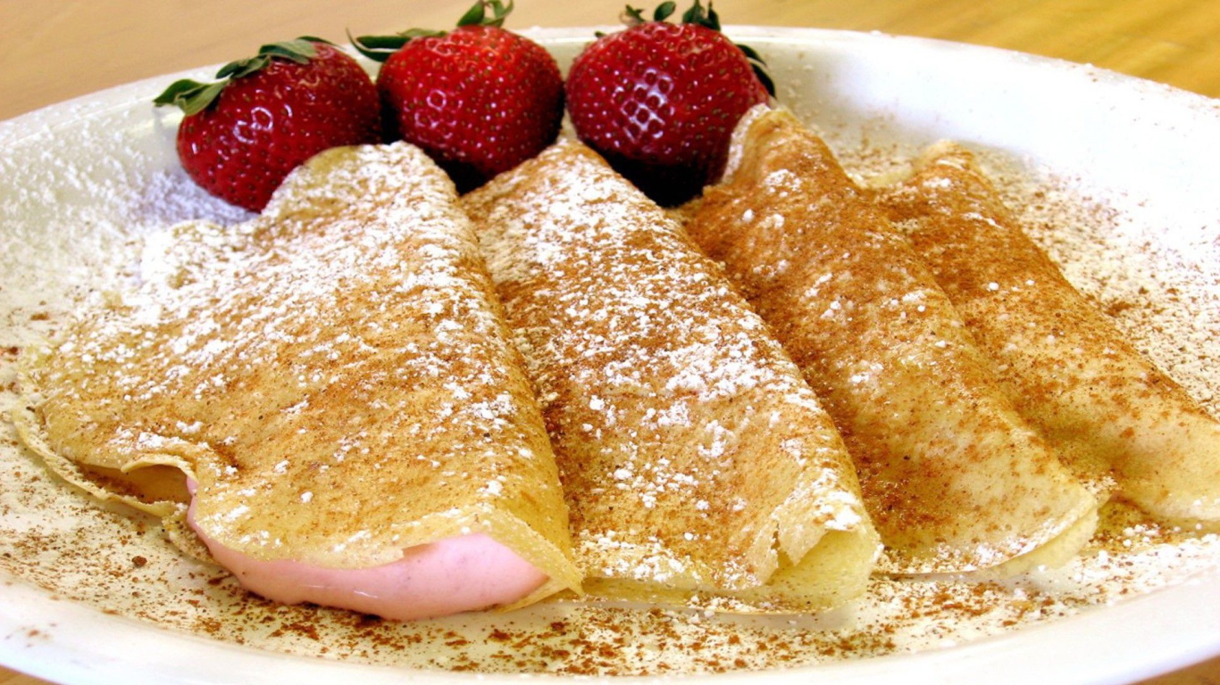 Pancakes with strawberries Pancake