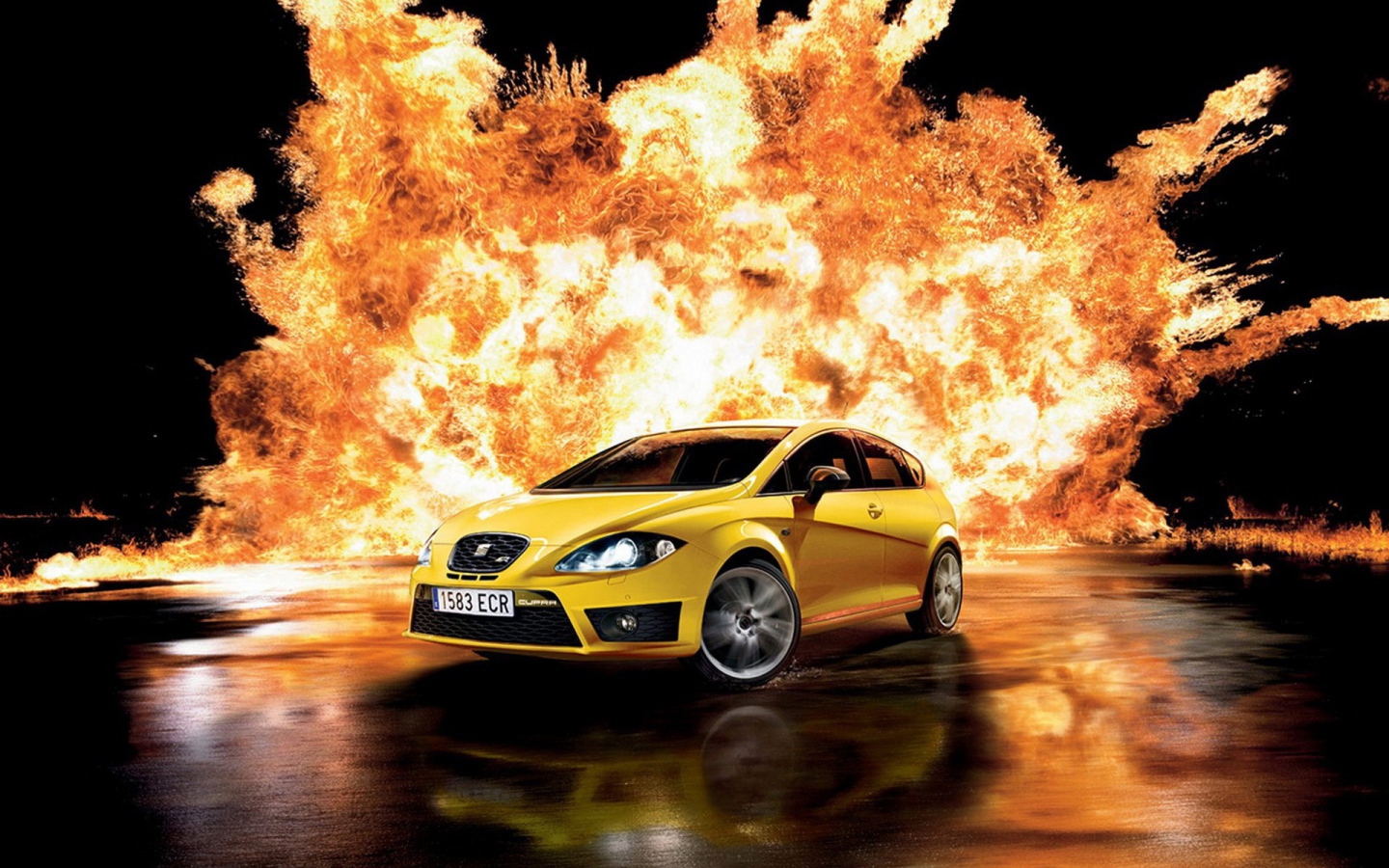 Автомобиль и огонь