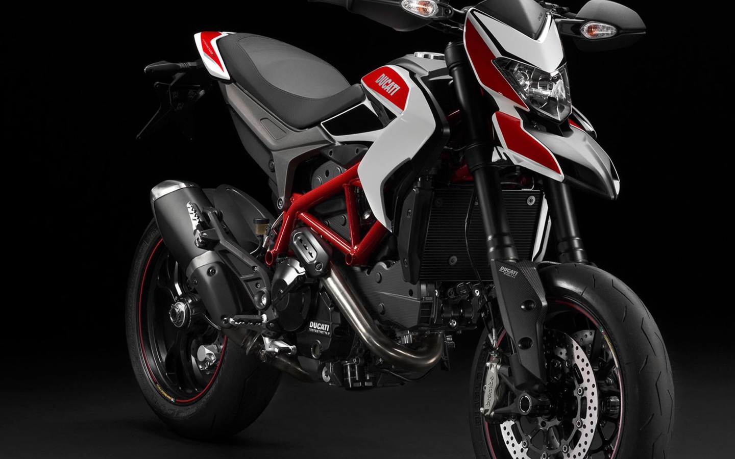 Новый надежный мотоцикл Ducati Hypermotard SP