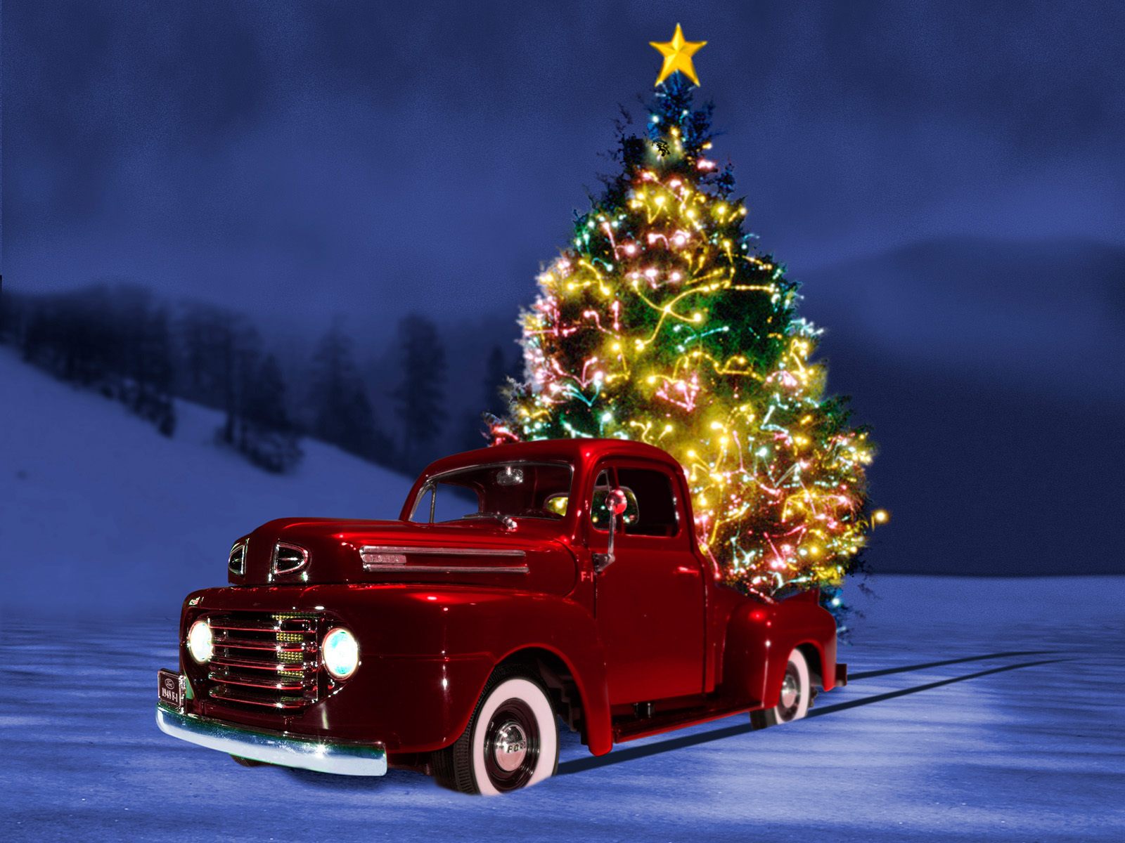 Christmas Tree / Christmas Desktop wallpapers 1600x1200