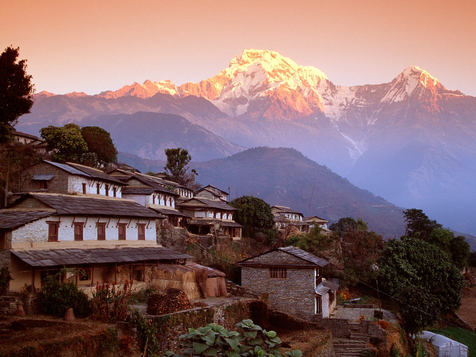 Ghandrung Village / Nepal / Himalaya wallpapers and images - wallpapers