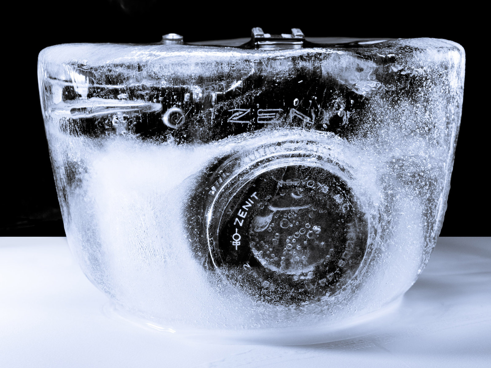 Замороженный фотоаппарат
