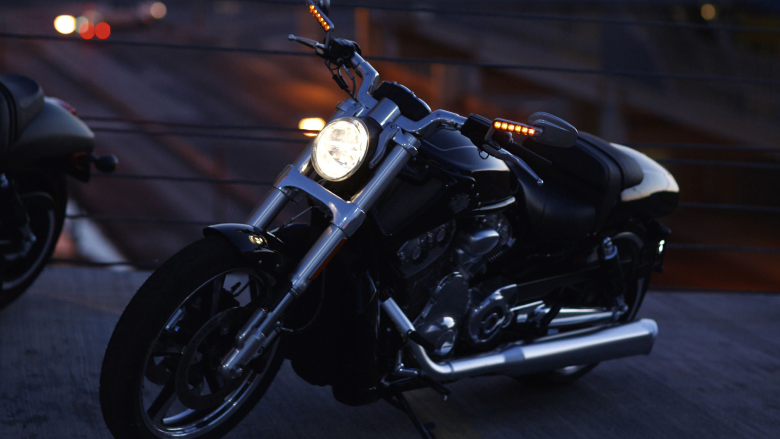Невероятный мотоцикл Harley-Davidson V-Rod Muscle