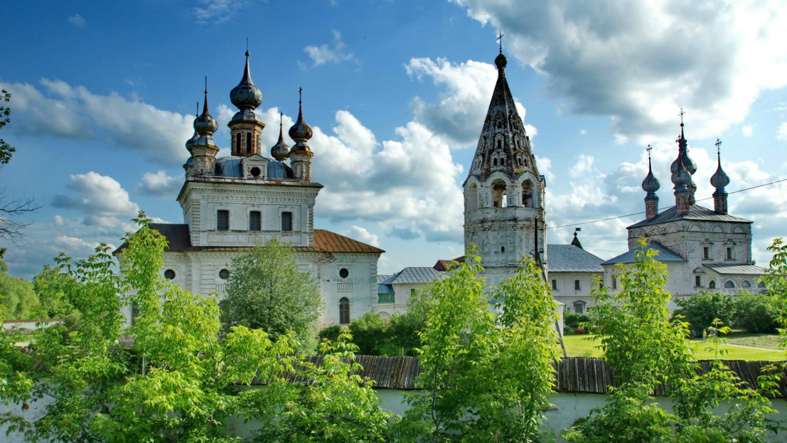 Михайло-Архангельский монастырь в г. Юрьев-Польский, Россия
