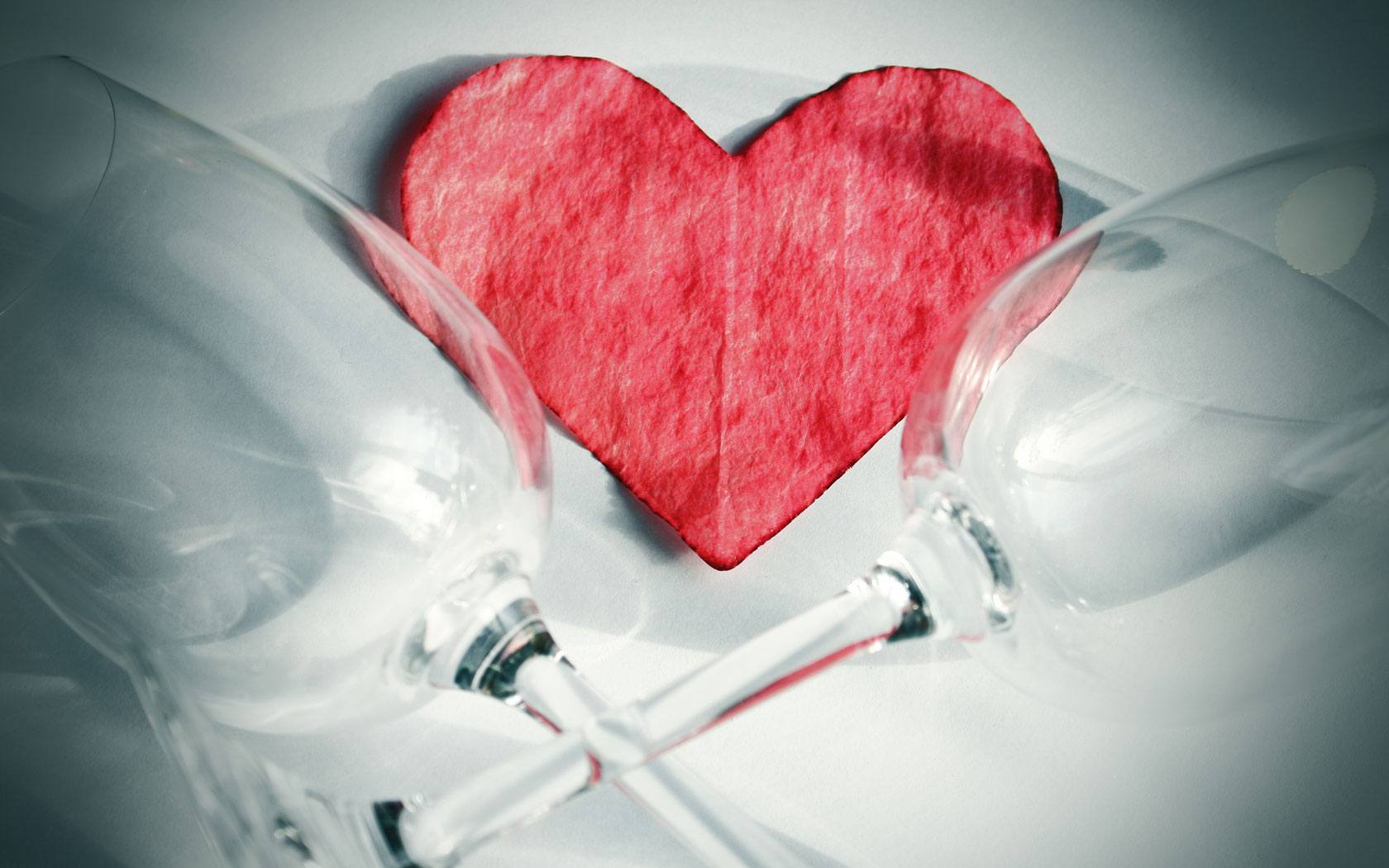 Wine glasses and heart wallpapers and images - wallpapers, pictures, photos