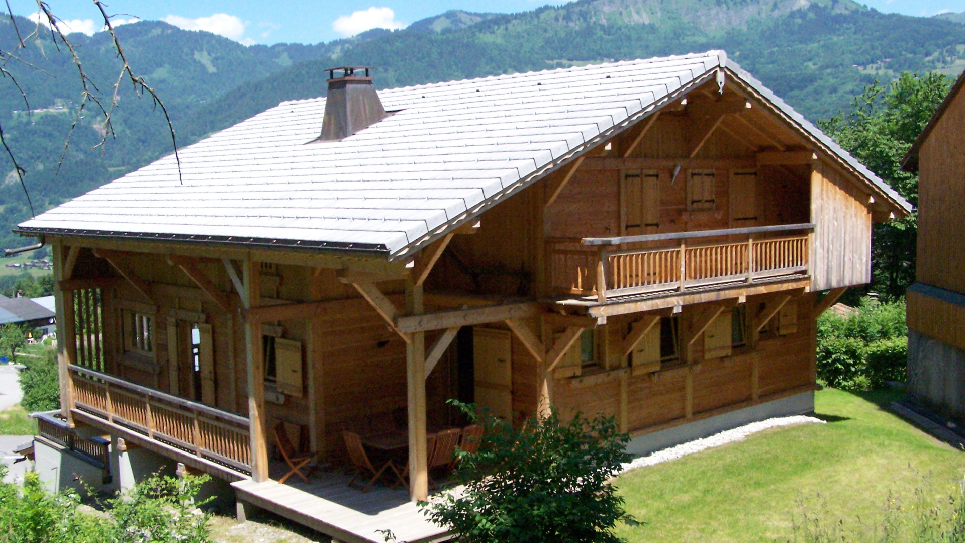 Деревянный дом на горнолыжном курорте Самоен, Франция