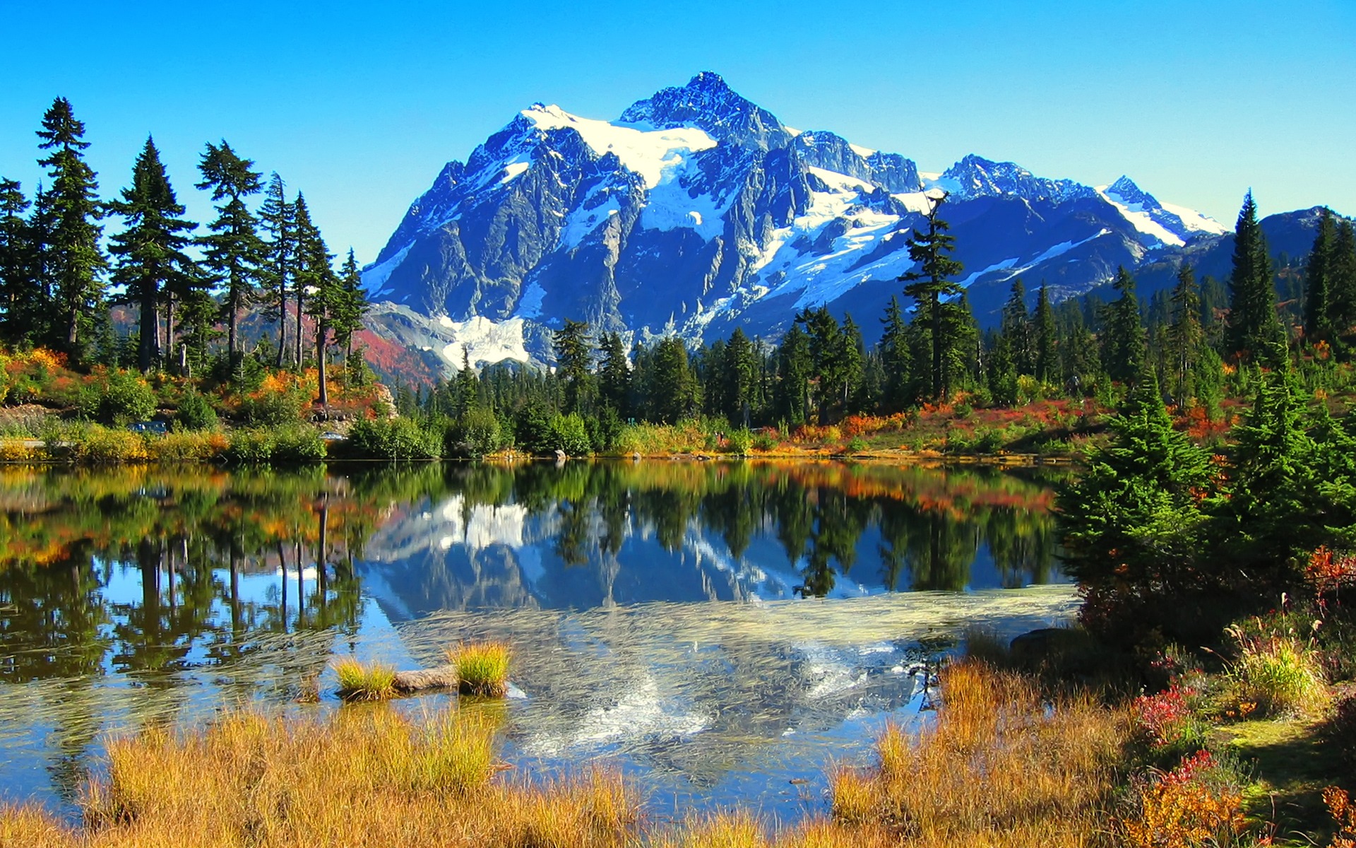 Incredibly beautiful view of the mountains wallpapers and ...