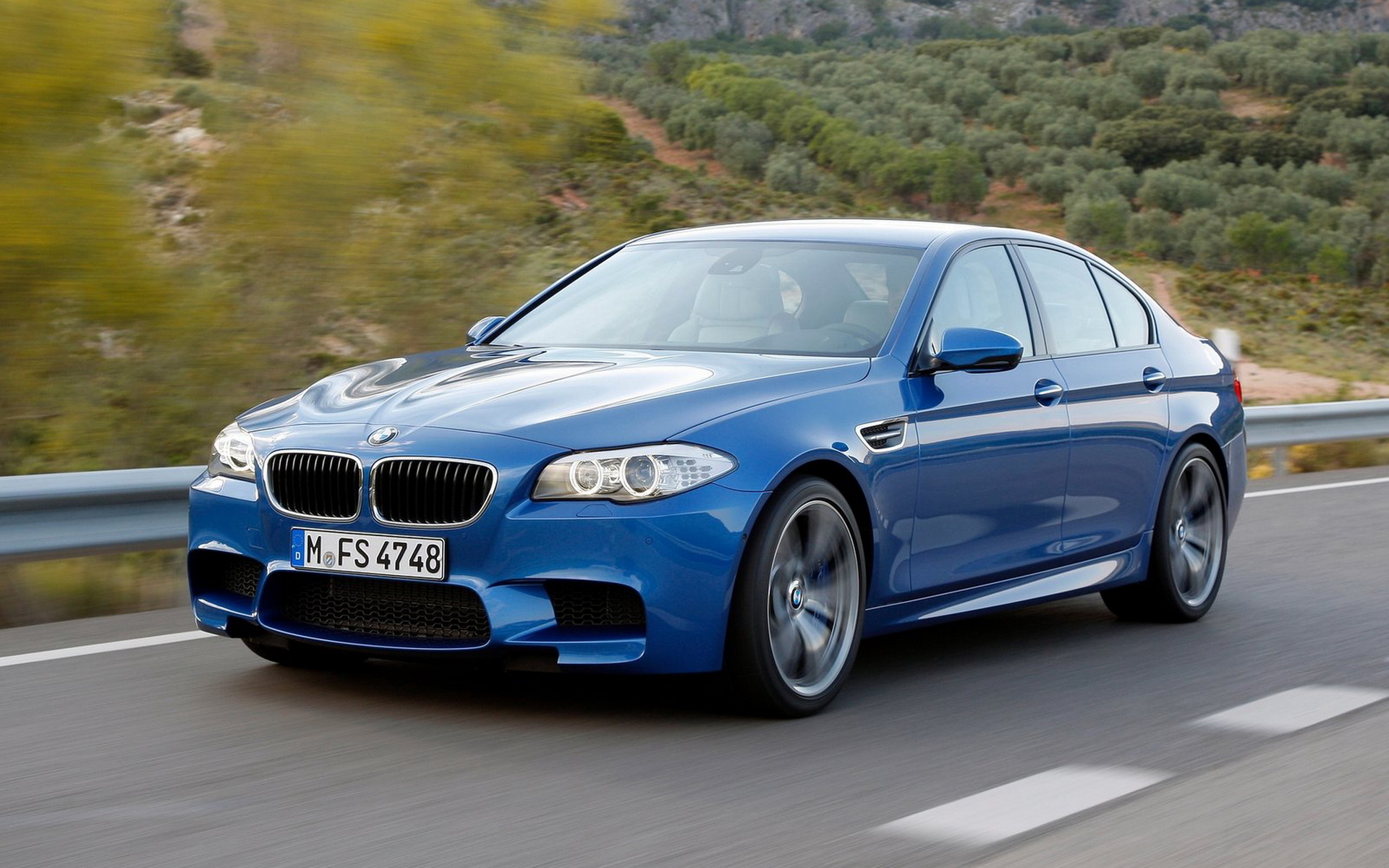 BMW-M5 2012 wallpapers and images - wallpapers, pictures, photos