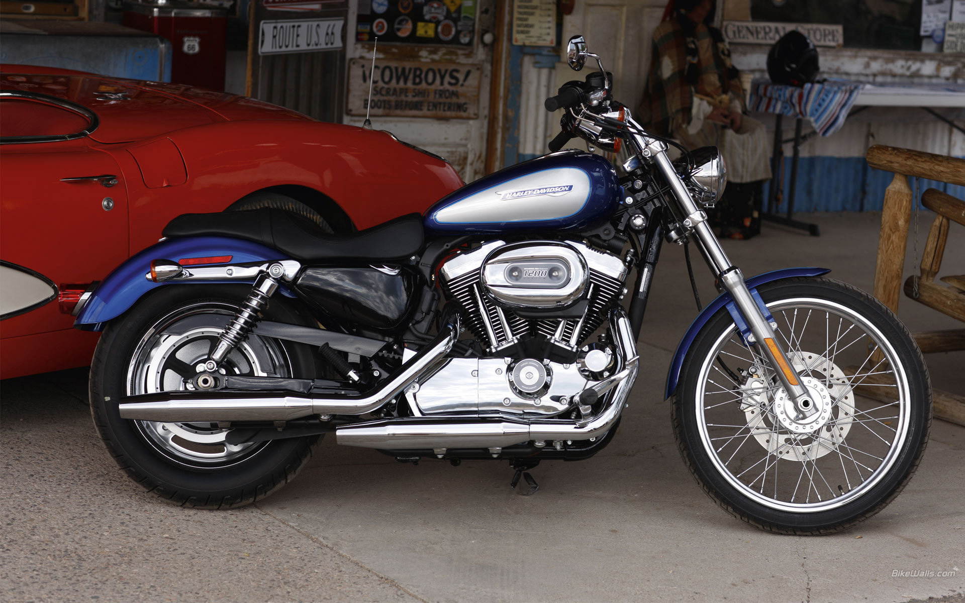 Motorcycle model Harley-Davidson XL 1200C Sportster Custom 