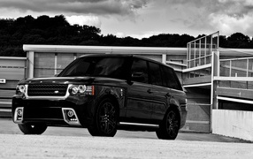 Range-Rover-Black-Vogue