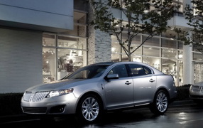 New Lincoln-MKS