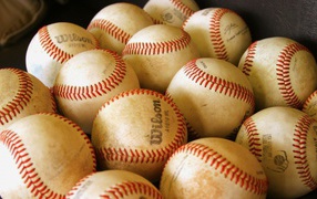 Бейсбольные мячи