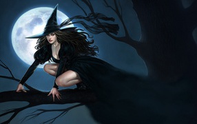 Ведьма на дереве при луне