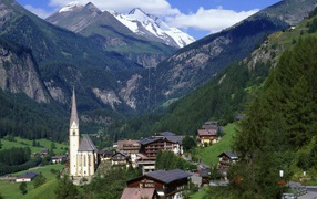 Austrian city in the mountains