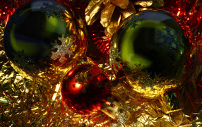 The Shining Christmas tree decorations