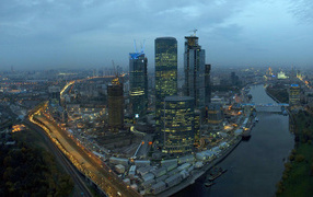 Московские небоскребов в стадии строительства
