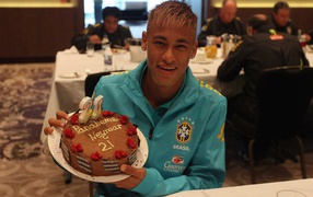 Barcelona Neymar and his birthday cake