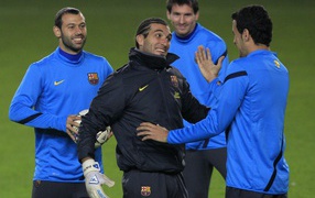 The player of Barcelona José Pinto after the victory