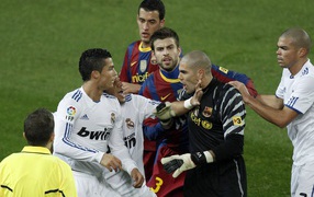 The player of Barcelona Victor Valdes on conflict