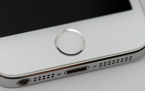 White Iphone 5S, a fingerprint sensor