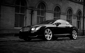 Темный рыцарь Bentley Continental GT