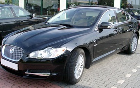 Jaguar XF Luxury