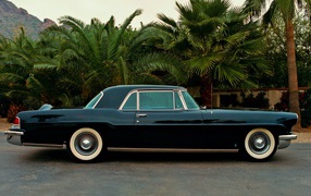 Beautiful car Lincoln Continental in Moscow 
